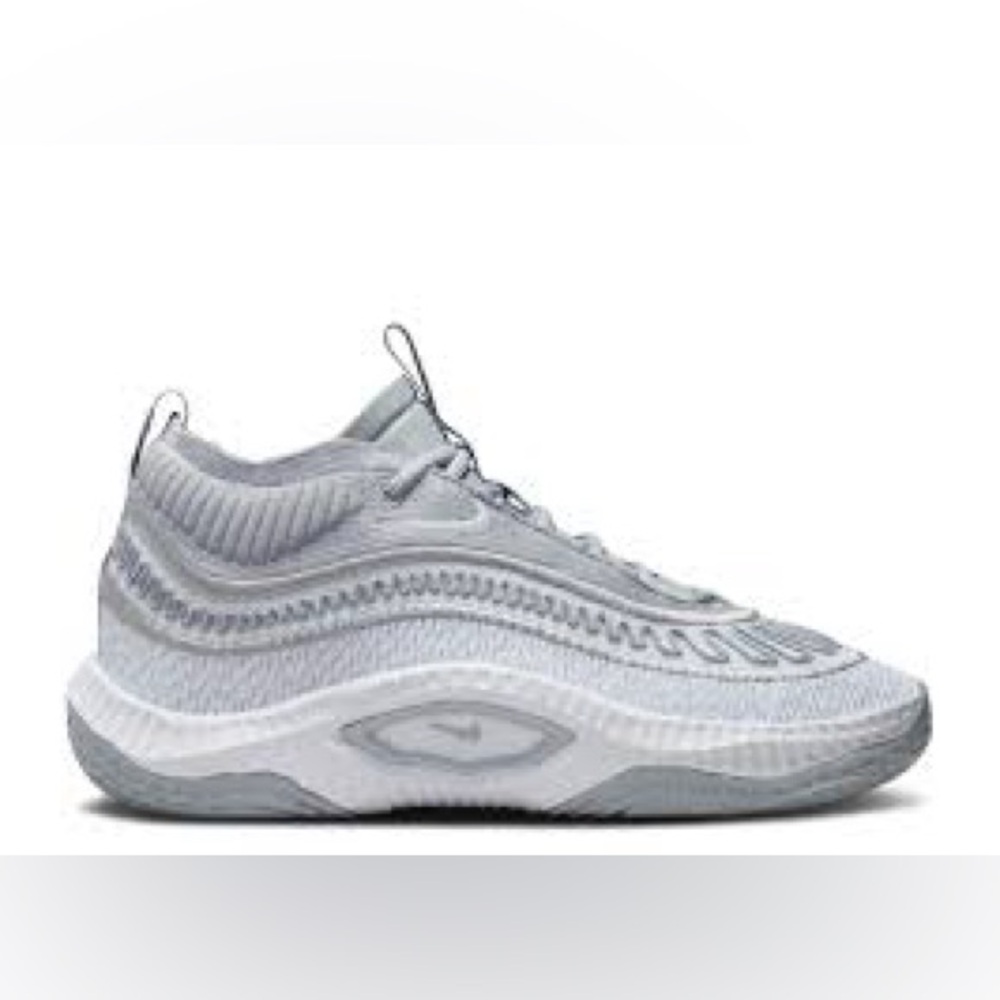 Nike cosmic unity 3 men’s basketball shoes‎ gray white size 9 sneakers athletic